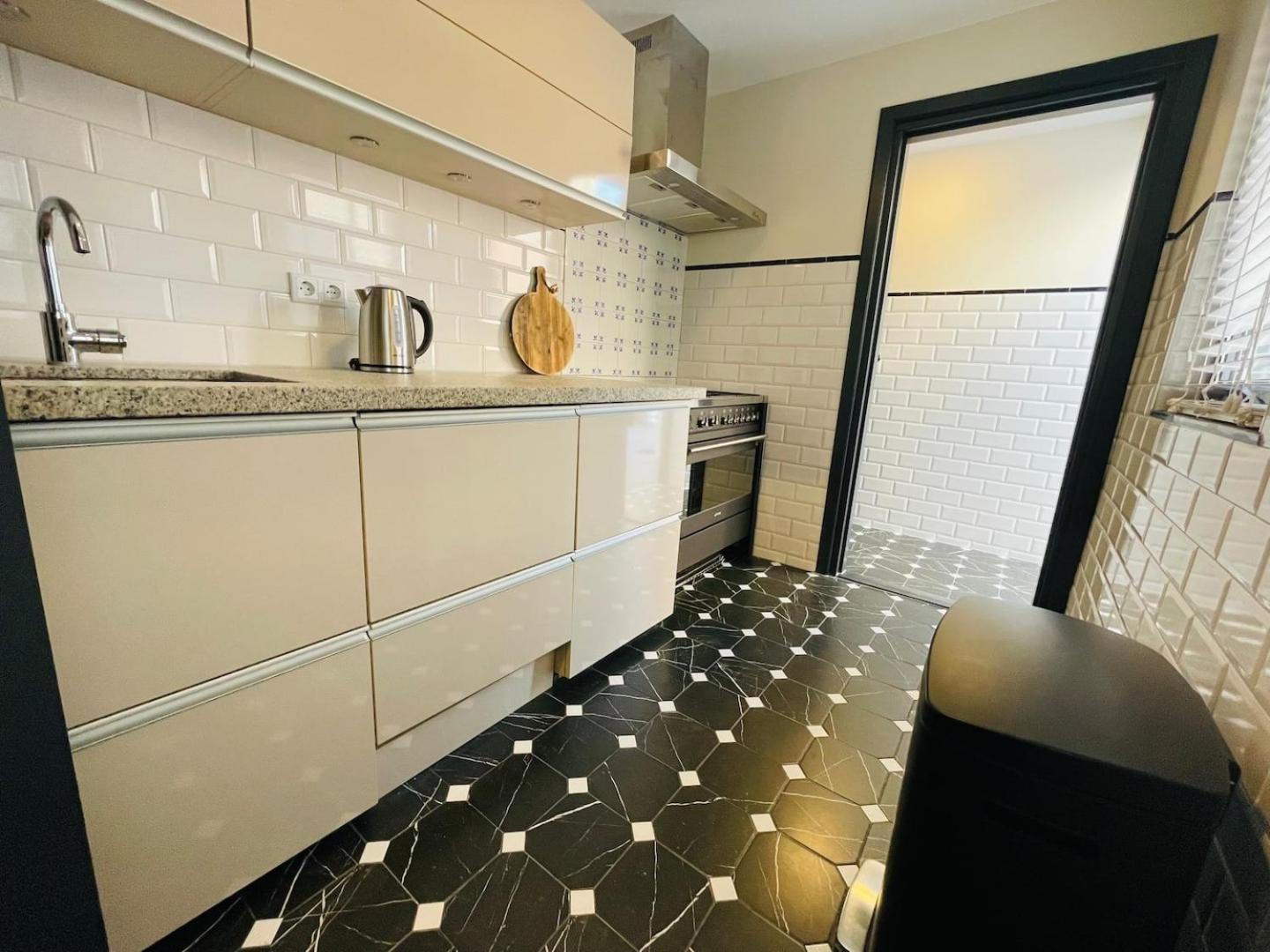 Petite Room With Wifi, Ac, And Shared Kitchen Tilburg Exterior foto
