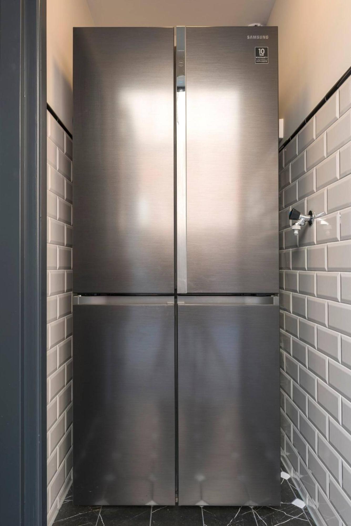 Petite Room With Wifi, Ac, And Shared Kitchen Tilburg Exterior foto