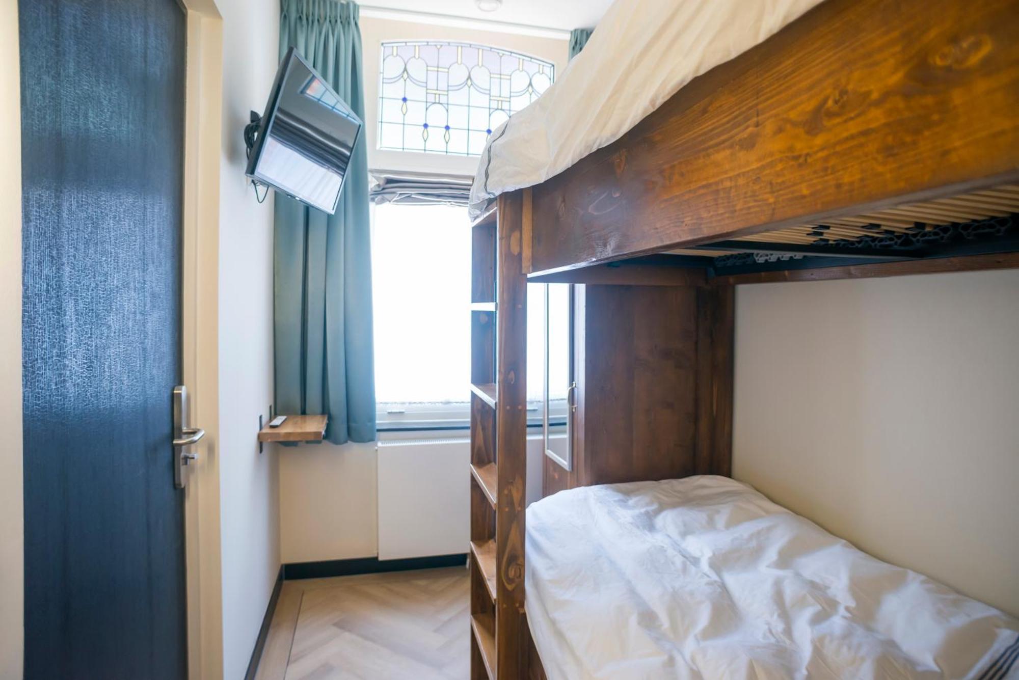 Petite Room With Wifi, Ac, And Shared Kitchen Tilburg Exterior foto