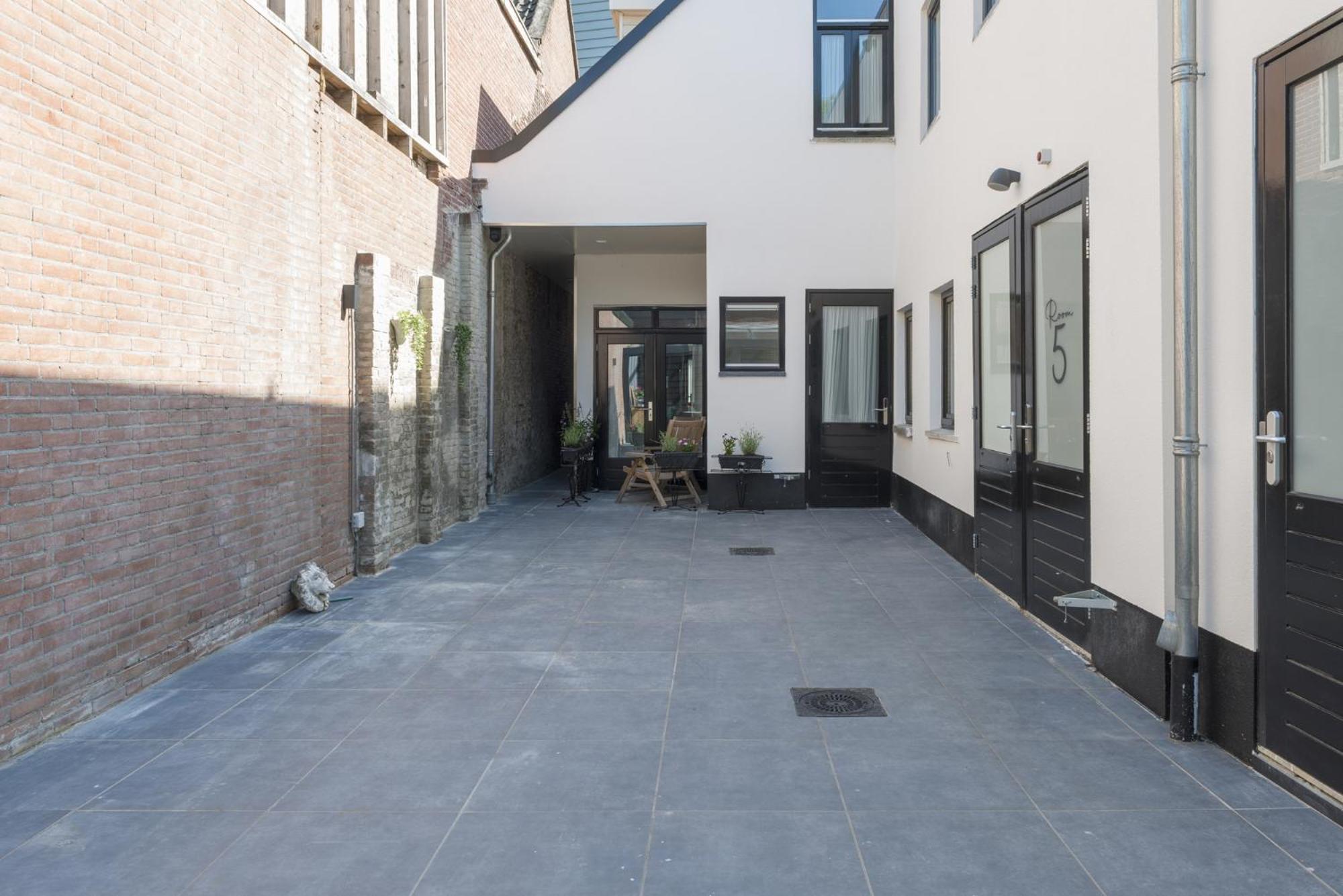 Petite Room With Wifi, Ac, And Shared Kitchen Tilburg Exterior foto