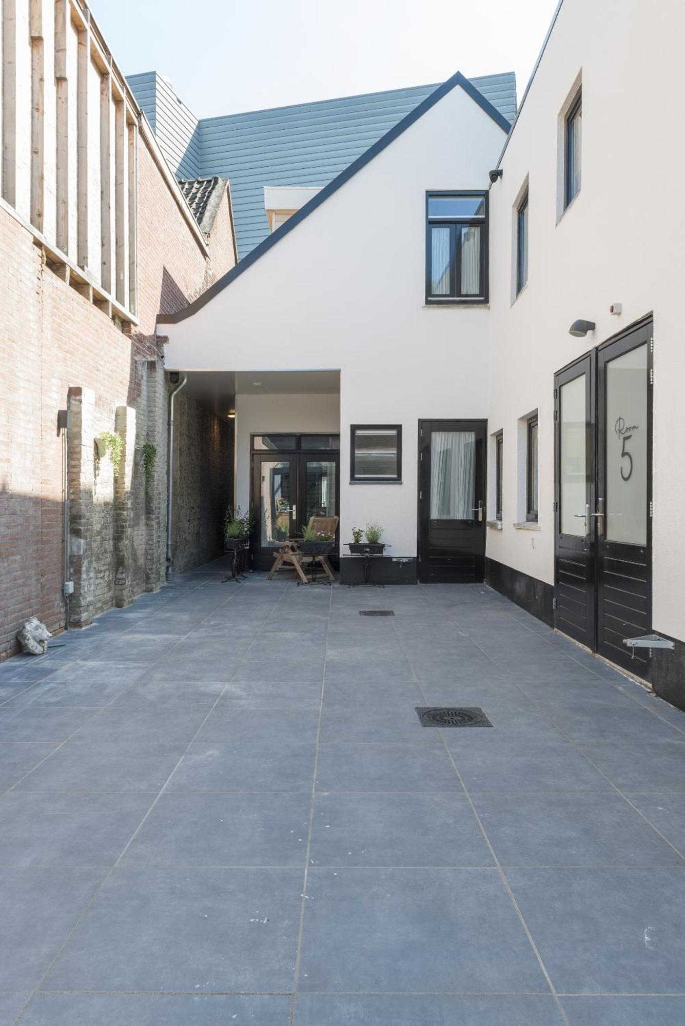 Petite Room With Wifi, Ac, And Shared Kitchen Tilburg Exterior foto
